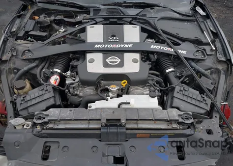 2010 Nissan 370Z Touring z USA, uszkodzony, nr VIN JN1AZ4EH8AM505622